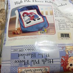 Raggedy Ann And Andy Fleece Blanket