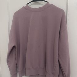 pink crew neck, size medium