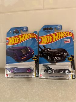 Hot Wheels Batman Batmobile 2-Pack