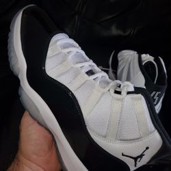 Jordan  11 Concord 