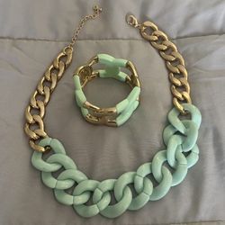 Mint Green Chunky Chain Necklace & Bracelet Set – Gold Tone Statement Jewelry