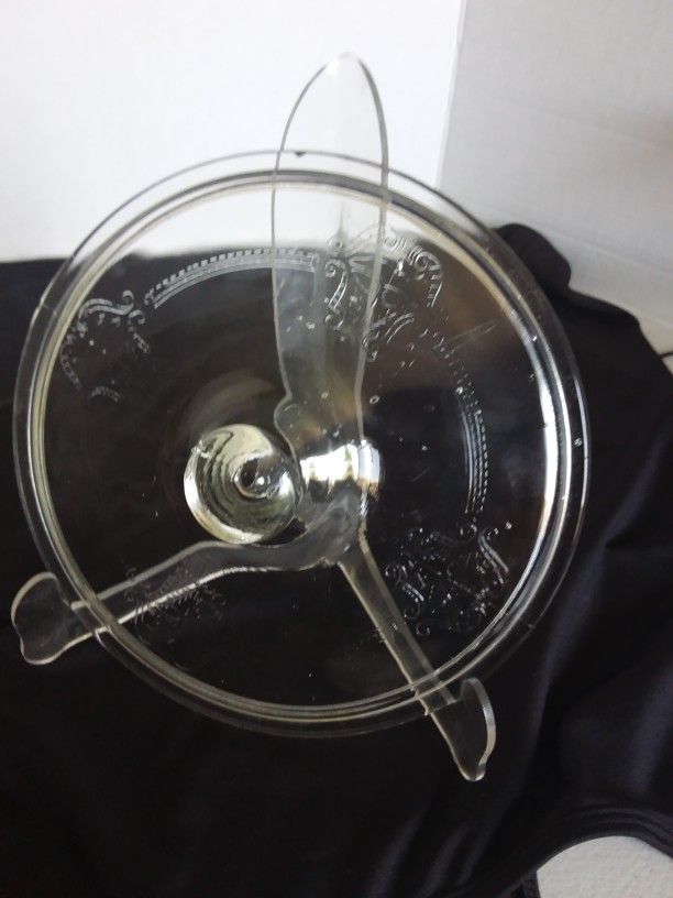  VINTAGE  Clear Glass Raised Design 7 3/4" Knob Handle( Lid) For1.5 Quart Casserole