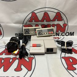 NINTENDO FAMILY COMPUTER HVC-001 FAMICOM w/ Controllers & Cables 11059852