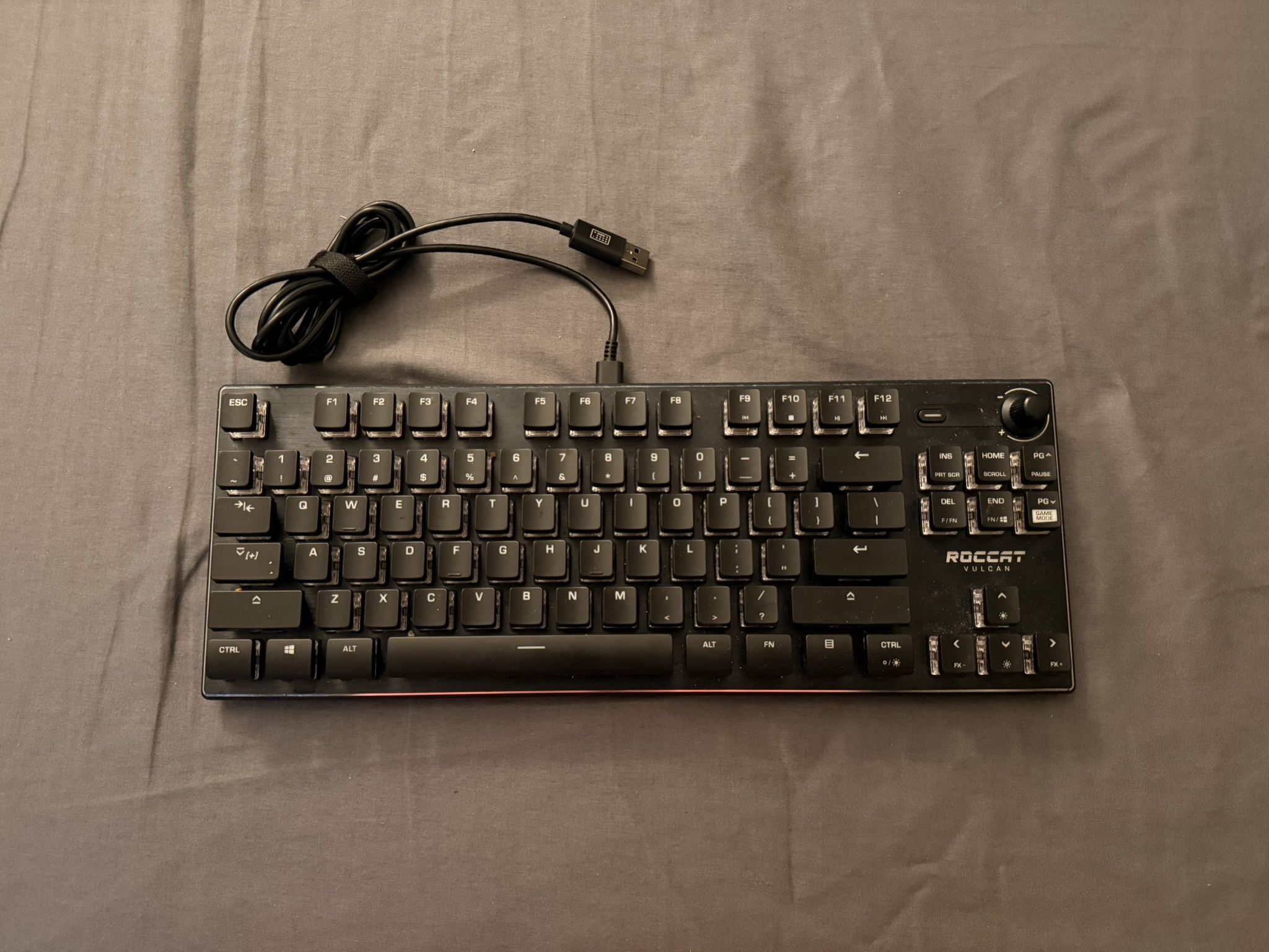 Roccat Vulcan TKL Wired Mechanical Gaming Keyboard - Great Condition