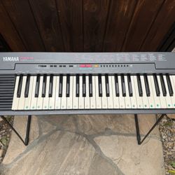 Vintage Yamaha PSR-3 Electronic Keyboard + Stand - Works Great! 🎹 $75 – Carlsbad / North County SD