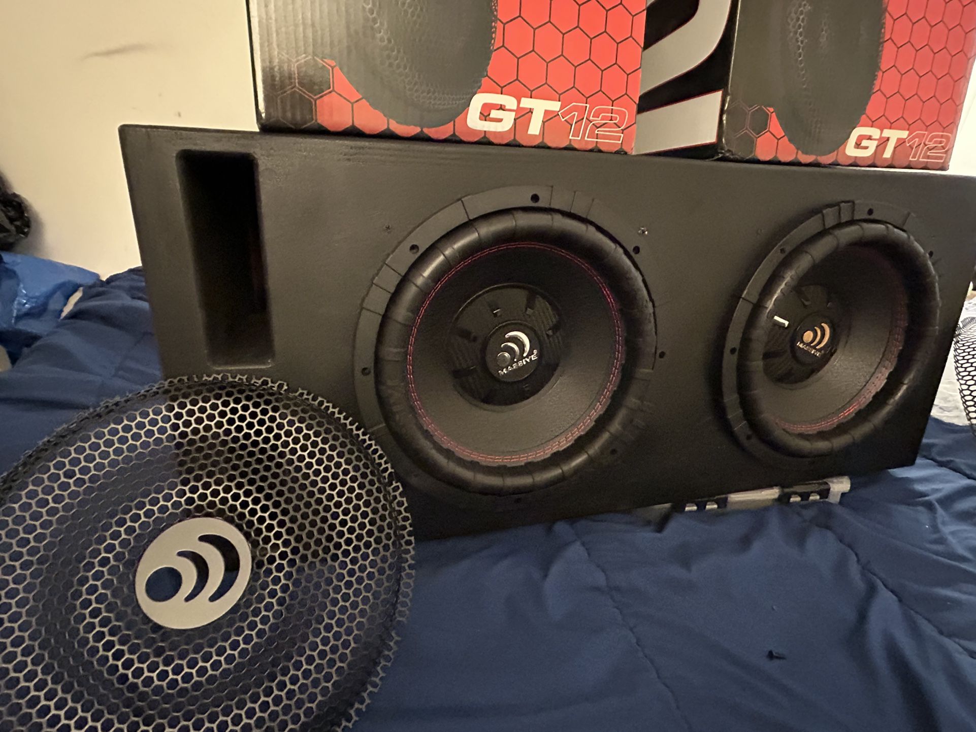 Massive Audio GT12 1000 Watts 12" Dual 4 Ohm Car Audio Subwoofer GT124 W/ Grille( PLEASE LOOK THROUGH ALL PICTURES )