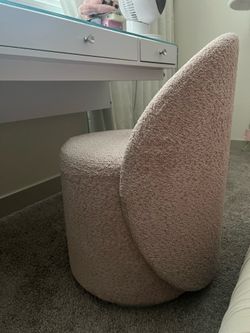 Light Pink Boucle vanity chair