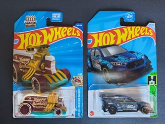 HOT WHEELS TREASURE HUNT FORD MUSTANG MACH-E 1400 and BIRTHDAY BURNER !!!
