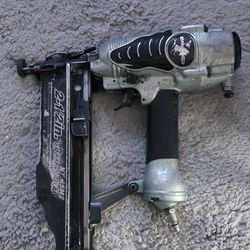 16 Gauge finish nailer