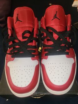 Nike Air Jordan 1 Low Size 10 Black And Red 