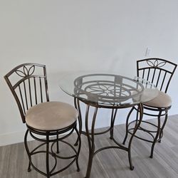 Modern Glass Hightop Table With 2 Stools