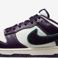 Nike Dunk Purple Chenille 