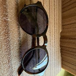 Tod’s sunglasses