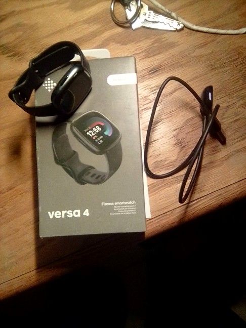 Fitbit Versa 4