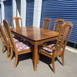 Beautiful Dining Table With 6 Chairs