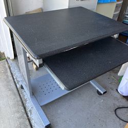 Computer Table On Wheels