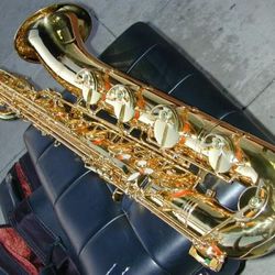 Beautiful Berkeley Baritone Eb Saxophone w/Lux Case