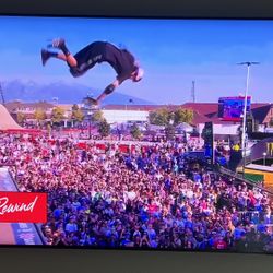 Samsung 85 inch TV