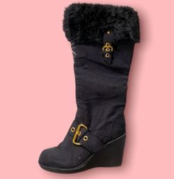 Y2K wedge faux fur boots chunky rare large gold buckle excellent size 8.5