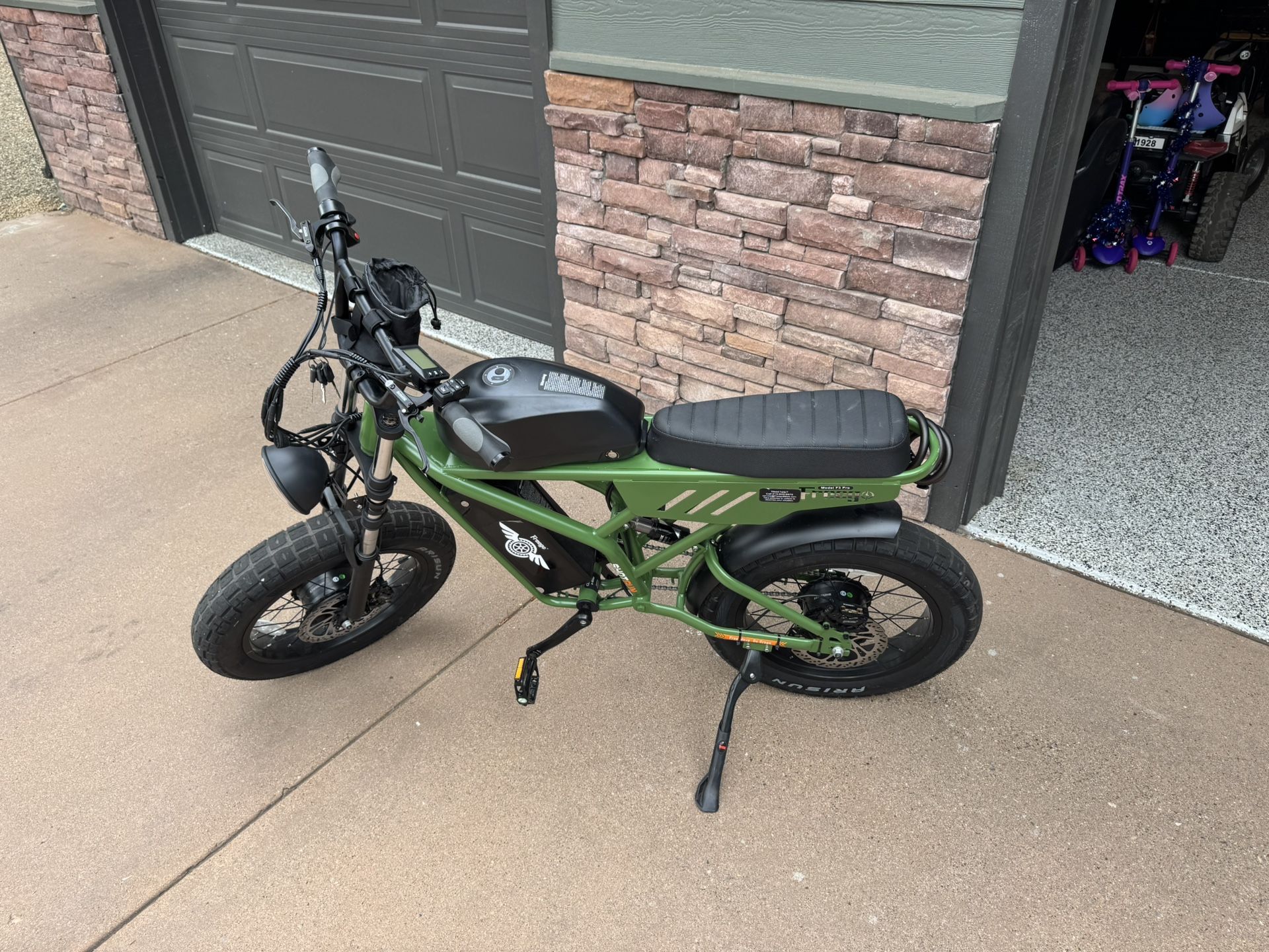 Freego electric bike 2000 Watts!