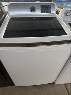 SAMSUNG - BEAUTIFUL WASHER MACHINE IN EXCELLENT CONDITION