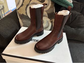 Steve Madden Boots
