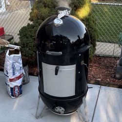 Weber Smokey Mountain 22” (WSM)
