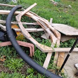 8 Feet Wide Wooden Truss 