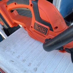 Black And Decker Hedge Trimmer