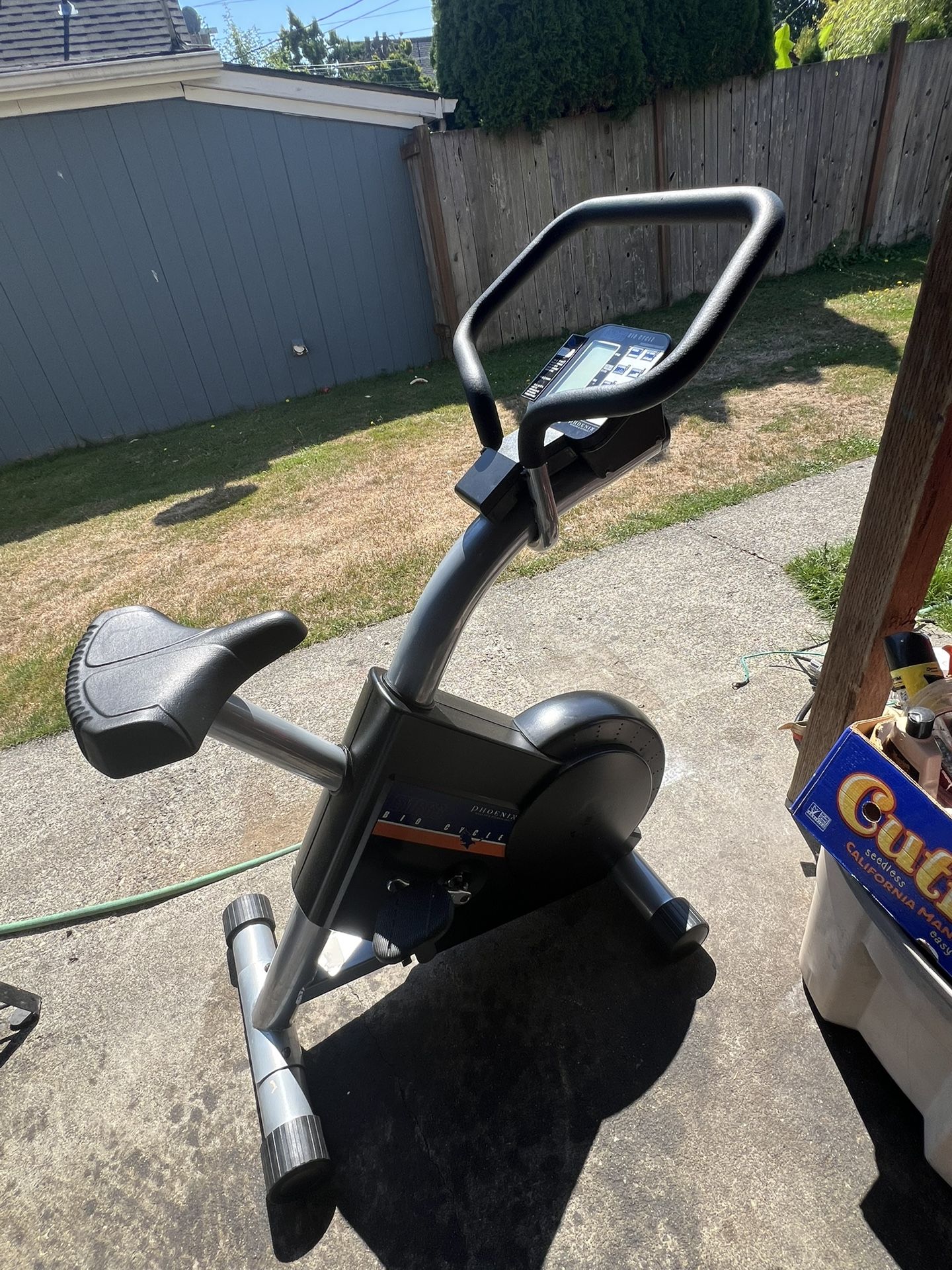 Exercise Machine, Good Condition Smoke And Pets Free Home Seriously Buyers Only Please Check My Other Posts Thanks