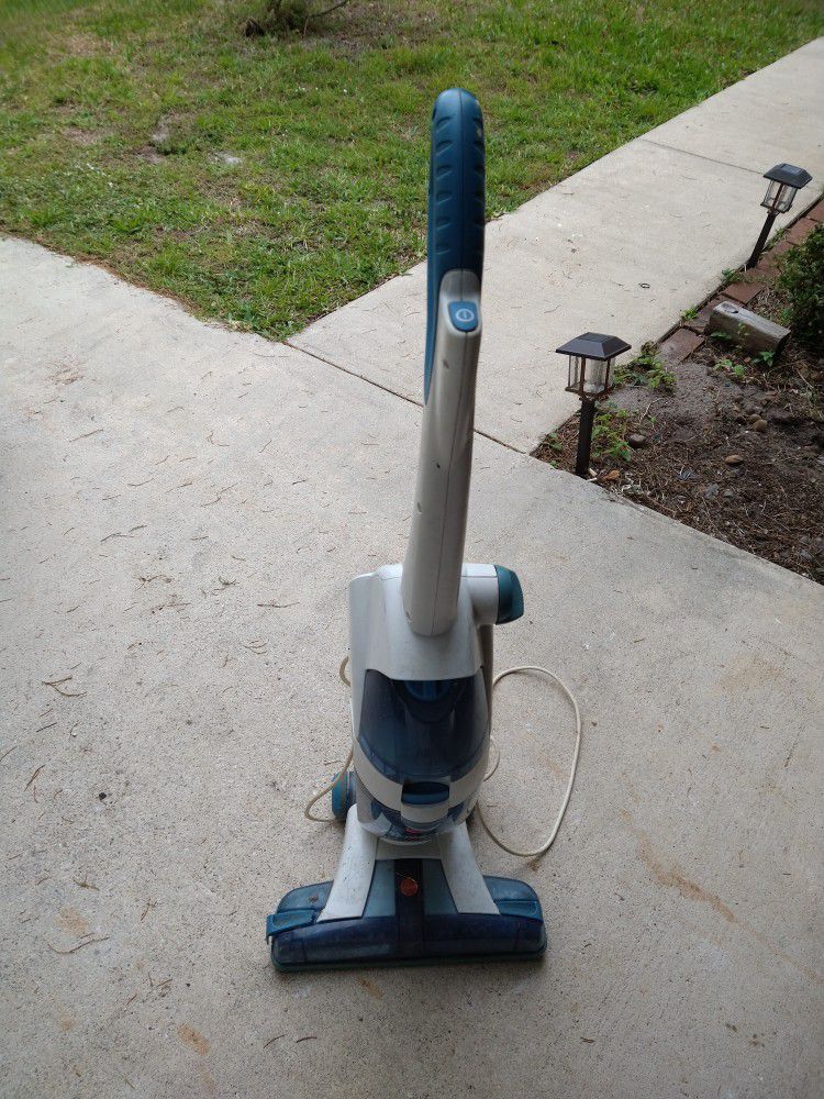 Bissell Floor Mop And Vacuum. 