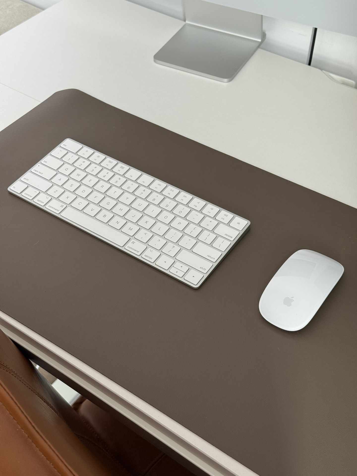 Apple Magic Keyboard & Magic Mouse — Wireless, Excellent Condition