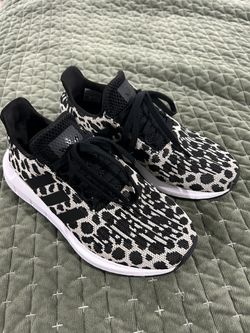 Women’s Adidas leopard print NMD Swift Run running shoes sz 7 Fits 7.5