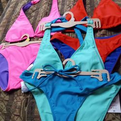 No Boundaries 2 PC Bathing Suits Sizes 3-5,7-9,11-13,& 15-17 $5 Each Firm P/U 48 TH ST ROOSEVELT PHX 