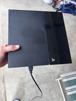 PS 4 Gaming System