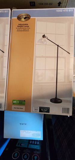 Adjustable Height Lamp.. New in Box