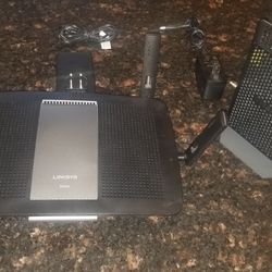 Net Gear Cm700 Modem And Linksys E8400 Wifi Router