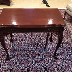 Dining Room Table ( 4 Leafs Of Extension )