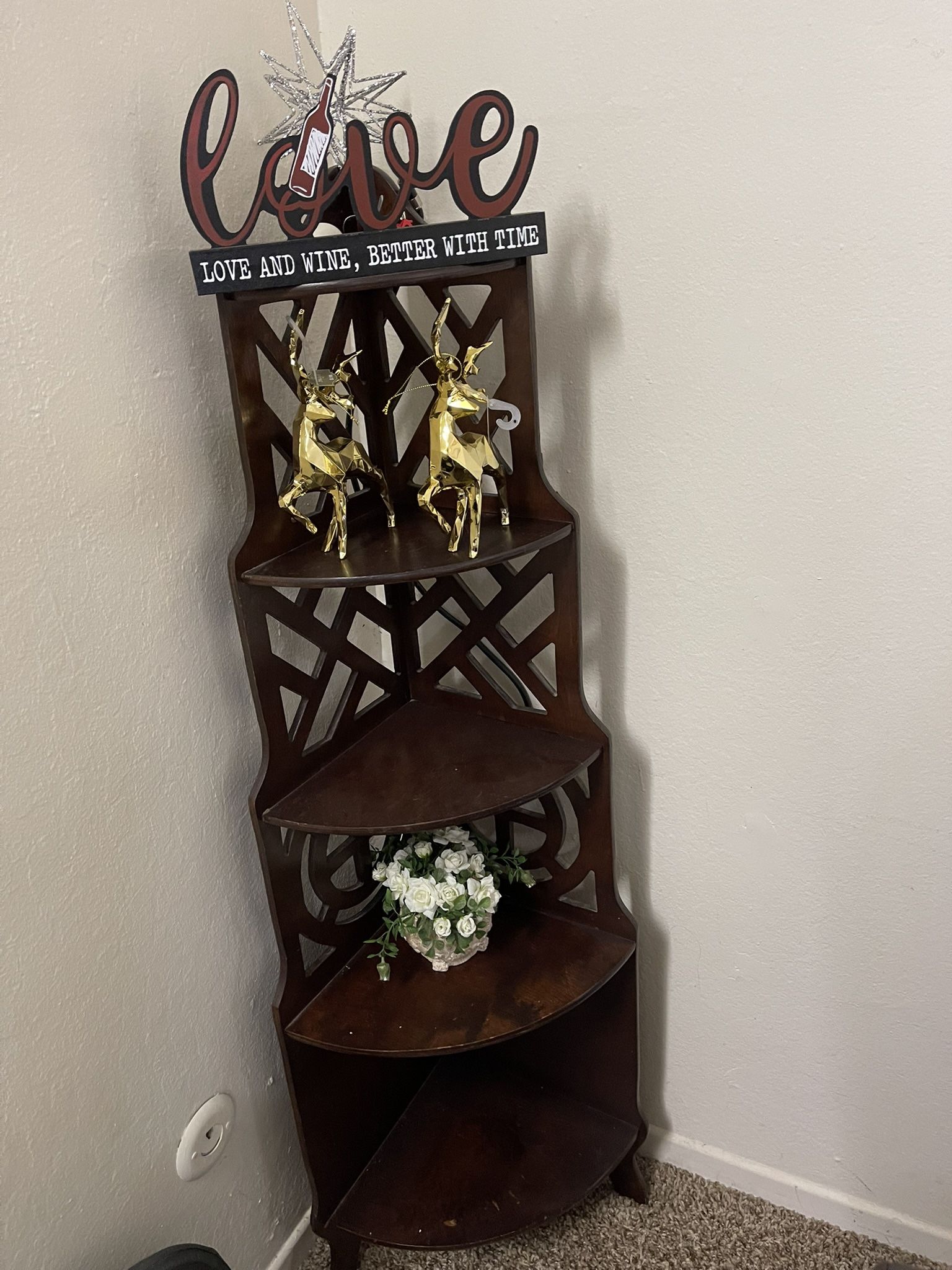 Corner Shelf Table