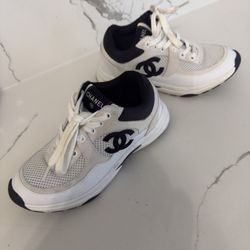 Women Chanel Shoes Size 6 