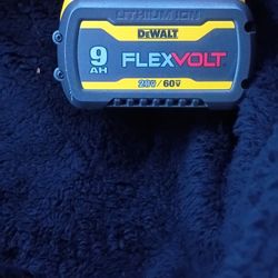 DeWalt 20v/60v Battery. 