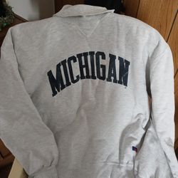 Michigan Sweatshirt Size XL