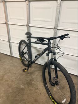 Specialized rockhopper XL and 2025
