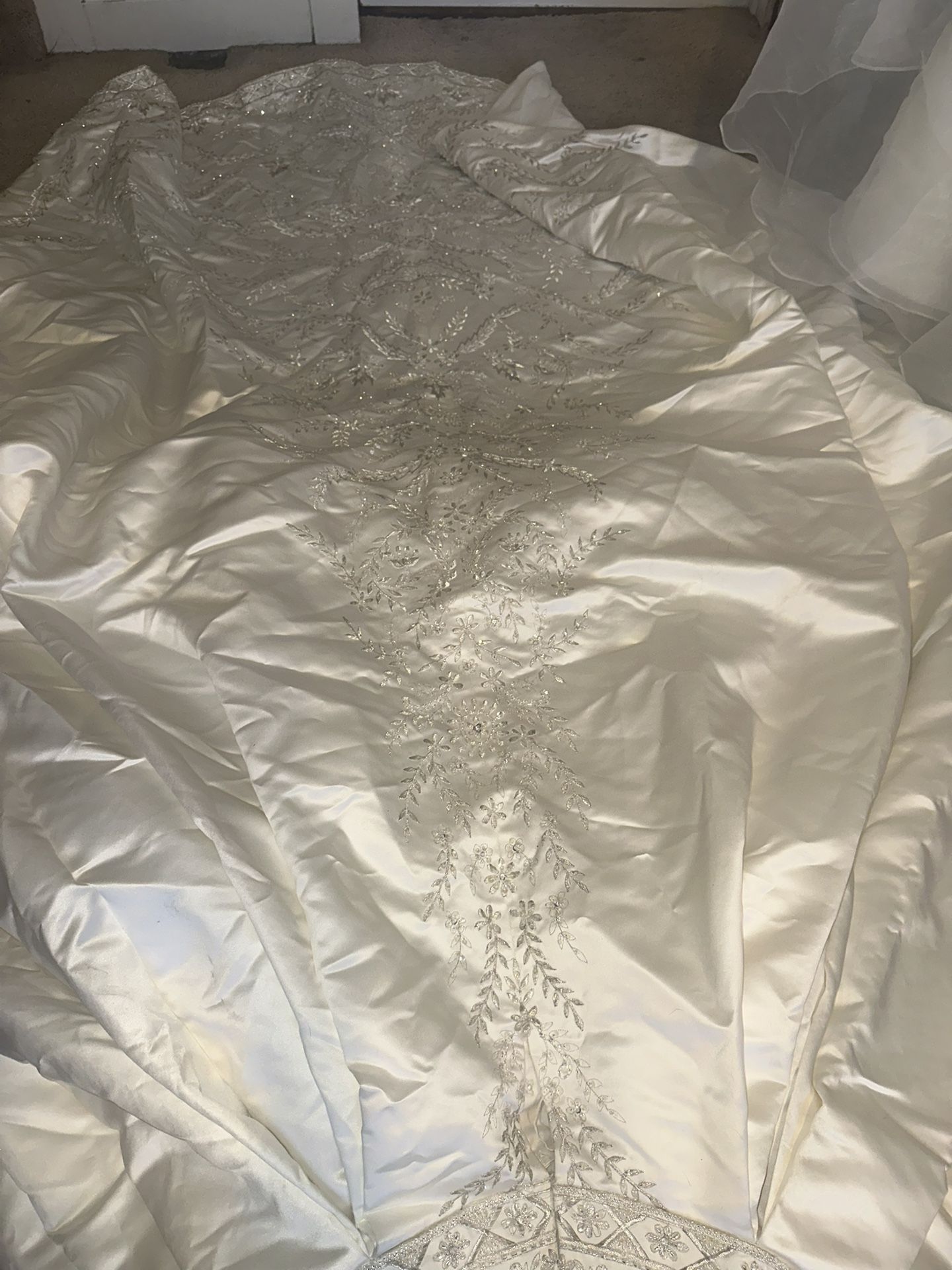 Dress Wedding