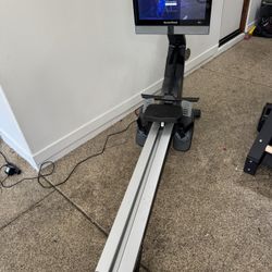 NordicTrack RW900 Rower Machine W/ 22" Touchscreen 
