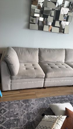 Gray Tufted Fabric Sectional Sofa