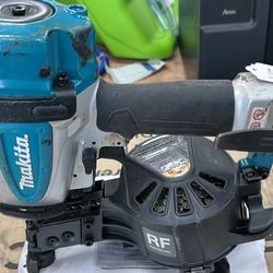 Makita Nailer 