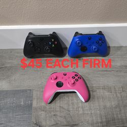 XBOX ONE CONTROLLERS, GREAT CONDITION, FIRM PRICE, READ DESCRIPTION