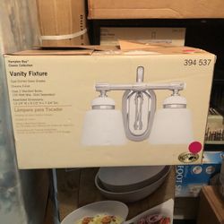 2 Vanity Lights