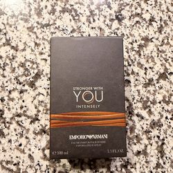 Emporio Armani Strong With You Intensely